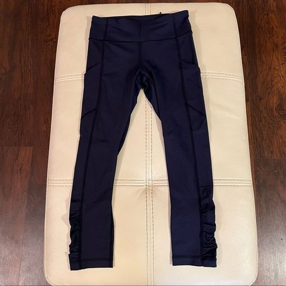 Lululemon Navy Leggings - Picture 1 of 7